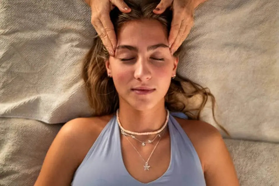 Benefits of Energy Healing: How It Supports Physical, Emotional, and Mental Well-Being