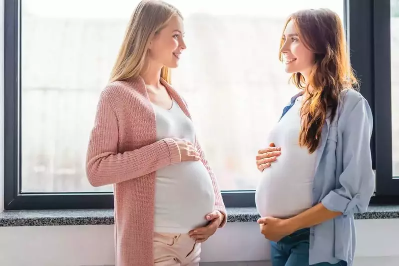 smiling pregnant women