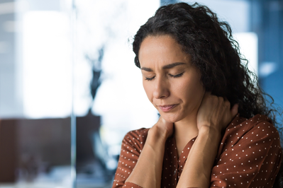 woman experiencing chronic pain